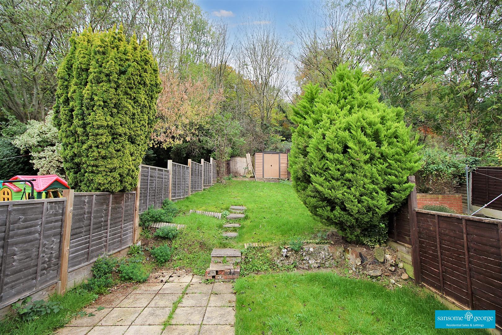 3 bed property in Rodway Road, Tilehurst